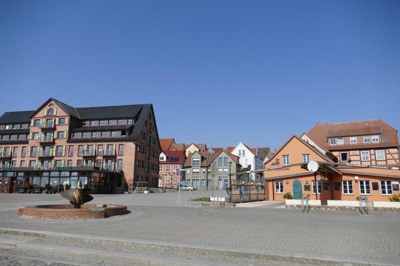Ferienwohnung "Waren Am Hafen" Objekt-Id 11992-8 Buitenkant foto